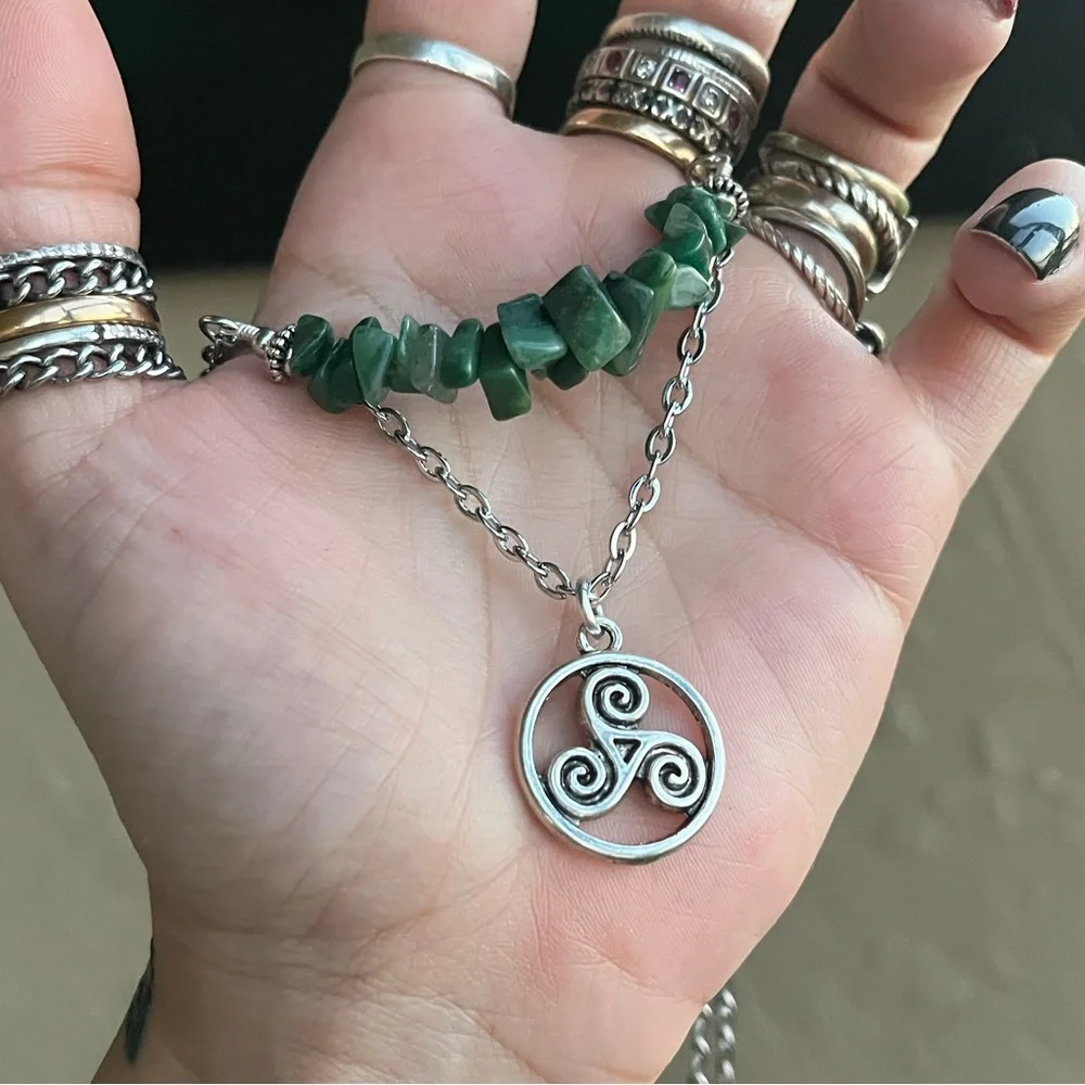 Set ! Green serpentine gems necklace celtic knot triquel + earrings boho celt - Picture 2 of 14